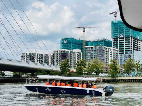 Fast-Track to Cu Chi Tunnels with Scenic Speed Boat Tour